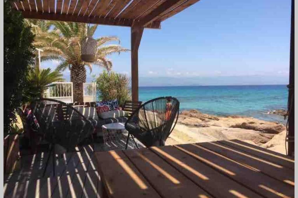 Trottel Balcony Apartment: Beach Retreat with Wi-Fi and Parking Ajaccio  Exterior photo