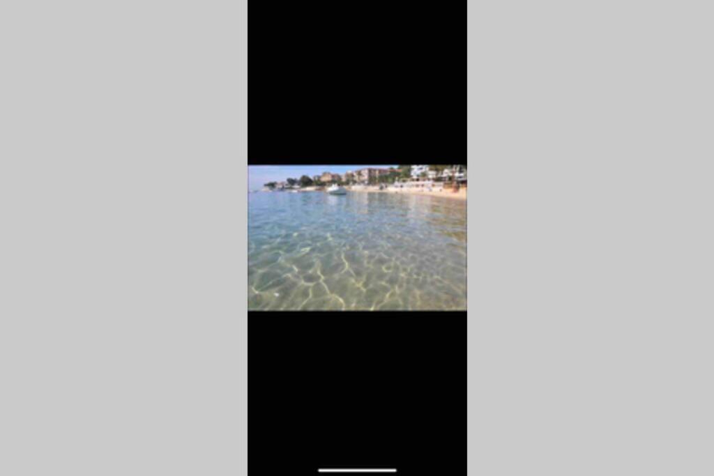 Trottel Balcony Apartment: Beach Retreat with Wi-Fi and Parking Ajaccio  Exterior photo